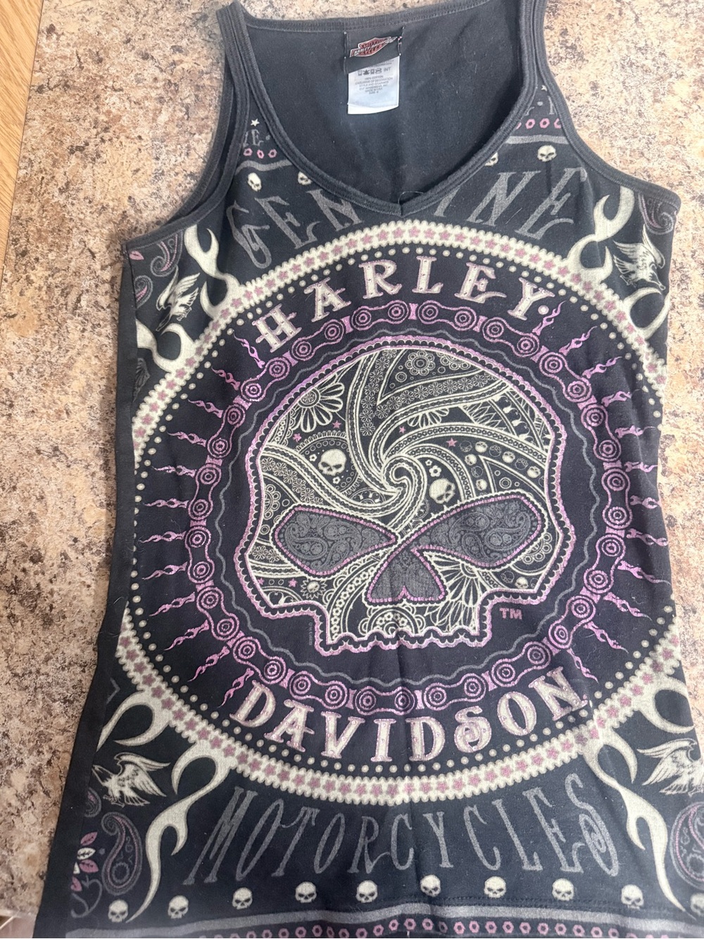 Harley-Davidson Black Tank Top with Purple & Cream Skull Medallion